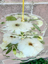 Preserved Pressed Wedding Flowers Bouquet in Resin Cake Stand Paperweight Keepsake.Preserved Bridal Bouquet.Pressed Flowers Keepsake,