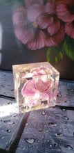 Preserving wedding Flowers in Large Resin Cube like glass Paperweight Keepsake Sweet romantic memories of your wedding, anniversary,funeral.