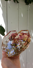 Preserving  Wedding Flowers  in a modern heart shaped keepsake paperweights. Resin flowers keepsake .Preserving Bridal bouquet.Preserved Funeral Flowers.