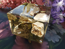 Preserving wedding Flowers in Large Resin Cube like glass Paperweight Keepsake Sweet romantic memories of your wedding, anniversary,funeral.