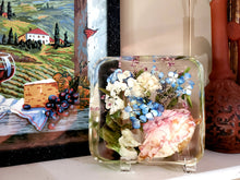 Wedding flower preservation, bouquet keepsake, wedding flower keepsake, bouquet preservation, wedding square keepsake, flower preservation.