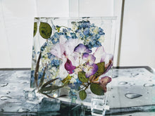 Preserved Pressed wedding Flowers Crystal Block. Bridal Bouquet Paperweight. Keepsake Sweet memories of your wedding, anniversary.