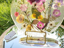 Preserved Funeral Wedding Pressed Flowers Petals in Resin Round Free form Lamp Keepsake Sweet memories of your wedding funeral Frame Lights