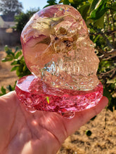 Resin Skull Preserved Flowers Paperweight Keepsake. Preserving flowers.Preserved Rose Paperweight.Rose Keepsake.Flower Skull