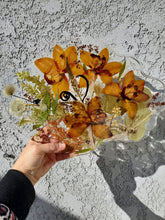 Wedding Pressed flower preservation, bouquet keepsake, flower frame, bouquet preservation, wedding geode keepsake, flower preservation.
