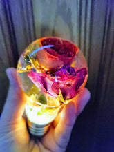 Preserving Wedding Flowers in Light Bulb Resin LED Lamp Paperweight Keepsake Bridal romantic memories of your wedding anniversary,funeral