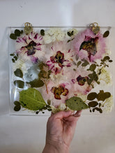 Custom Pressed Wedding Flowers Bouquet Resin Frame. Flowers Preservation. Preserved Wedding Funeral Flowers. Pressed Flowers Hanging Frame.