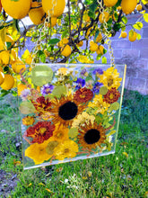 Pressed Dried Wedding Flowers Bouquet Resin Frame. Flowers Preservation. Preserved Wedding Funeral Flowers. Pressed Flowers Hanging Frame.