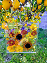 Pressed Dried Wedding Flowers Bouquet Resin Frame. Flowers Preservation. Preserved Wedding Funeral Flowers. Pressed Flowers Hanging Frame.