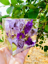 Wedding Flowers Preservation Resin cube paperweights .Funeral Memorial service flowers preservation. Bridal bouquet preservation.