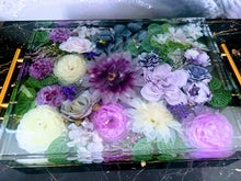 Wedding Flowers Preservation Tray. Pressed Bouquet Resin Tray Paperweight Organizer. Preserved Bridal Bouquet. Pressed Flowers tray