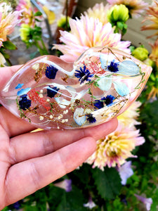Custom Resin Sexy Lips Preserved Flowers Paperweight Keepsake. Tell him/her I Love You.