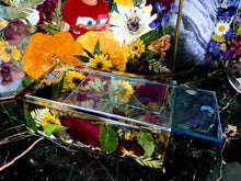 Wedding Funeral Flower Preservation Resin Jewelry Box Organizer Paperweight Keepsake memories of your wedding, anniversary, funeral.