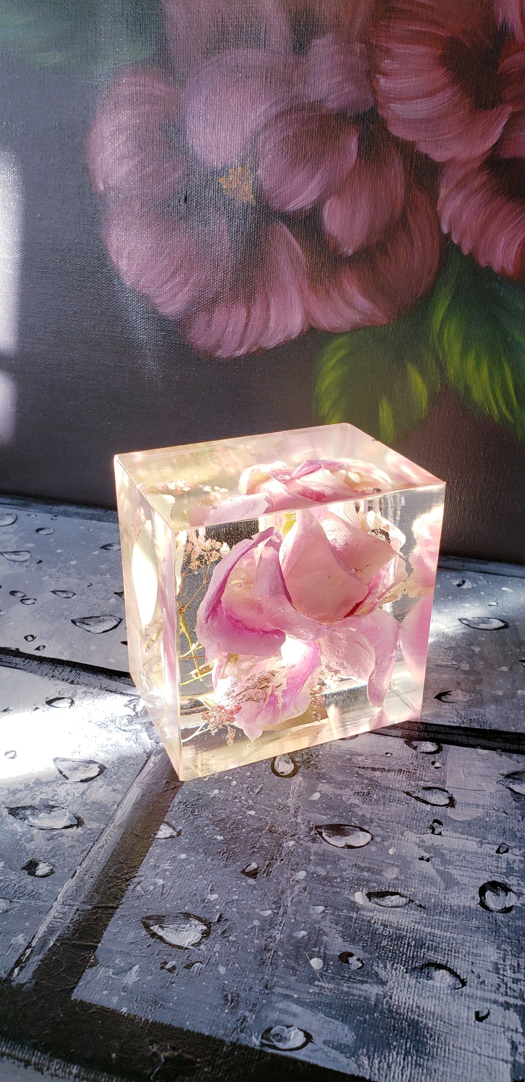 Preserving wedding Flowers in Large Resin Cube like glass Paperweight Keepsake Sweet romantic memories of your wedding, anniversary,funeral.