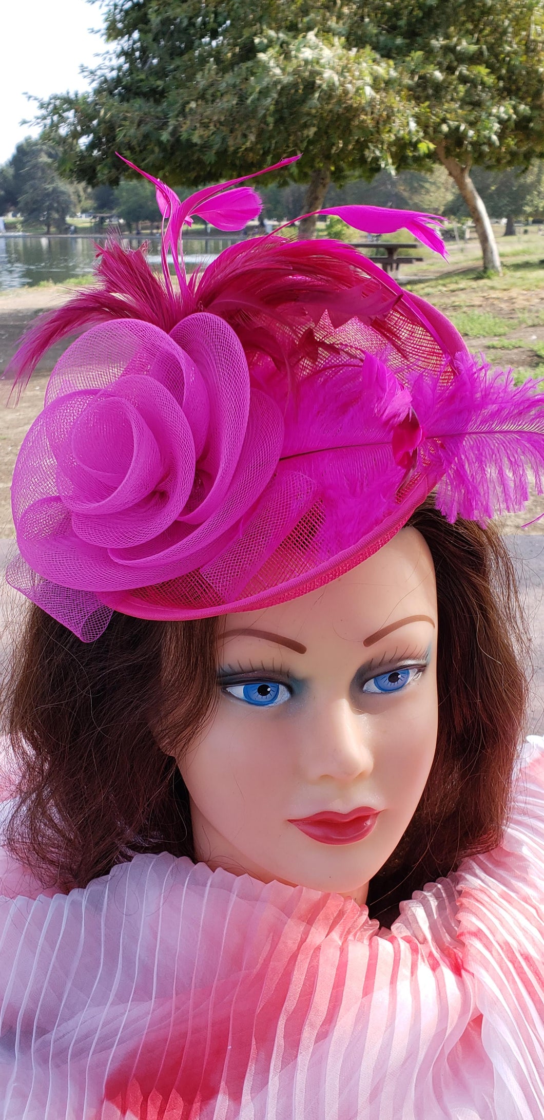 Hot Pink Wedding Church  Party Fascinator Hat.Feather Bridal Wedding Hair Clip Head Accessory. Bridal Derby Fascinator hat.Headpiece