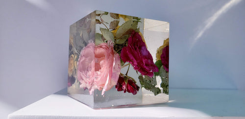 Wedding Flowers Preservation Resin Cube. Keepsake Sweet memories of your wedding, anniversary.