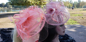 Pink Coral Light Sinamay Fascinator. Birdcage Veil Bridal Church Hat. Wedding Mini Hat. Costume Feather Hairband Accessory.Headpiece