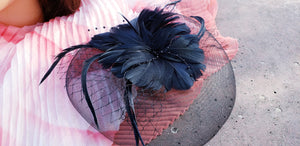 Navy Blue Fascinator Derby Race Bridal Church Hat. Wedding Tea Party Mini Hat.Costume Feather Hair Clip Head Accessory. Funeral Headpiece