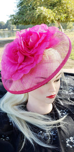 Fuchsia Pink Sinamay Fascinator. Derby Race Bridal Church Hat. Pink Wedding Mini Hat. Costume Feather Hair Clip Head Accessory.Headpiece