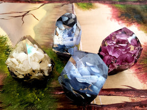 Custom Resin Flowers Hydrangea Crystals keepsake paperweight . Hydrangea Paperweights. Home Office Deck . Healing Crystals.Preserved Flowers
