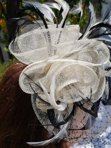 Nude Pale Sinamay Fascinator. Birdcage Veil Bridal Church Hat. Wedding Mini Hat. Costume Feather Hairband Accessory.Headpiece