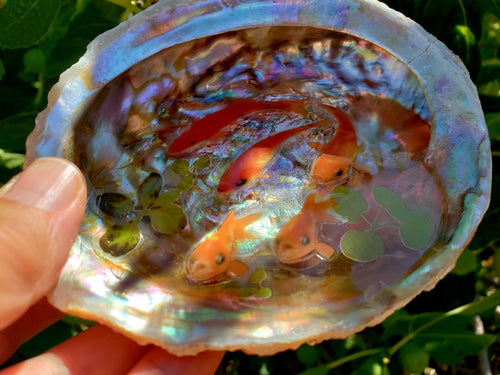 Custom Large Resin Paperweight Gold Koi Fish Pond in Abalone Shell. Acrylic Painting Resin Miniature Keepsake Paperweights . Office decor