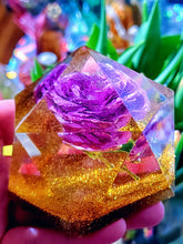 Purple Rose Flowers Crystals Paperweight. Crystal Point Tower Paperweight Keepsake. Love Forever. Preserved Rose Flowers.Dried rose