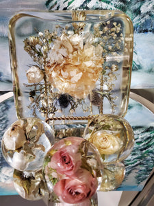 Wedding flower preservation, bouquet keepsake, wedding flower keepsake, bouquet preservation, wedding square keepsake, flower preservation.