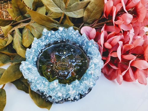 Resin Skull Ring Dish Paperweight Keepsake. Jewelry Organizer Paperweight.Skull Vanity Tray.Skull Paperweight.Scull Ashtray.