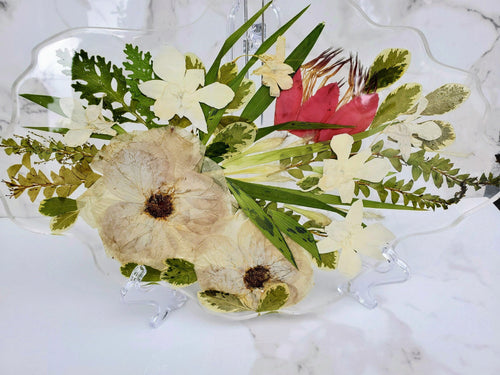 Wedding Pressed flower preservation, bouquet keepsake, flower frame, bouquet preservation, wedding geode keepsake, flower preservation.