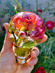 Preserving Wedding Flowers in Light Bulb Resin LED Lamp Paperweight Keepsake Bridal romantic memories of your wedding anniversary,funeral