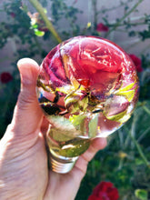 Preserving Wedding Flowers in Light Bulb Resin LED Lamp Paperweight Keepsake Bridal romantic memories of your wedding anniversary,funeral