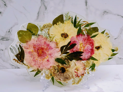 Wedding Pressed flower preservation, bouquet keepsake, flower frame, bouquet preservation, wedding geode keepsake, flower preservation.