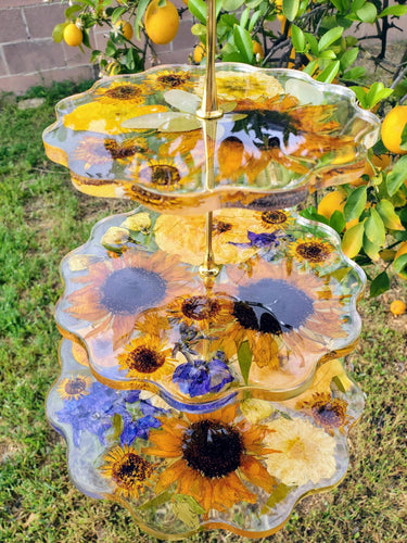 Preserved Pressed Wedding Flowers Bouquet in Resin Cake Stand Paperweight Keepsake.Preserved Bridal Bouquet.Pressed Flowers Keepsake,