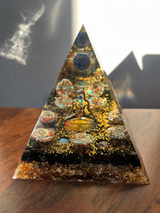 Energy Generator Orgone Pyramid. Reiki Chakra Generator Large Pyramid. Meditation. Lucky Wealth Stone.