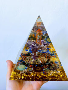 Energy Generator Orgone Pyramid. Tree of life Reiki Chakra Generator Large Pyramid. Meditation. Lucky Wealth Stone.